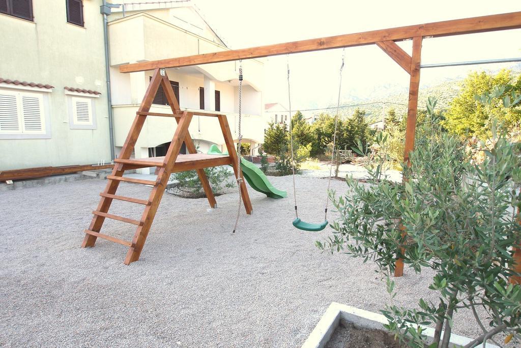 Paklenica Sport Apartments Starigrad Paklenica Extérieur photo