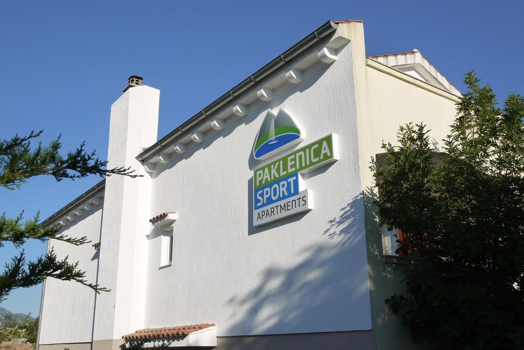 Paklenica Sport Apartments Starigrad Paklenica Extérieur photo